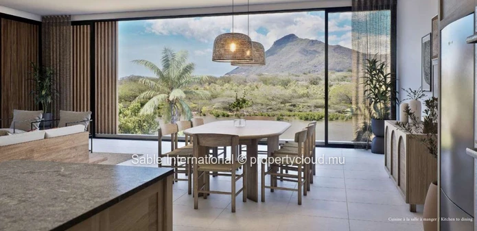 Stunning seafront Apartment in Grande Rivière Noire - 125m², 3 Beds, Communal Pool,