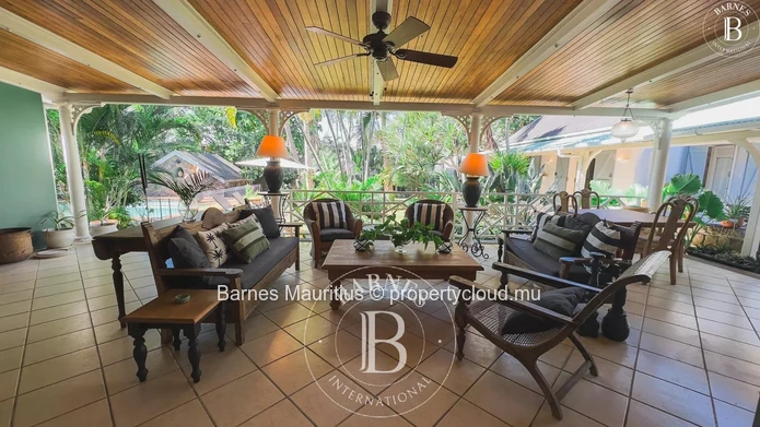 POINTE AUX CANONNIERS - Extraordinary Villa with 5 Bedrooms