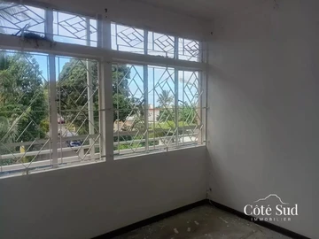 Appartement de 8 Chambres