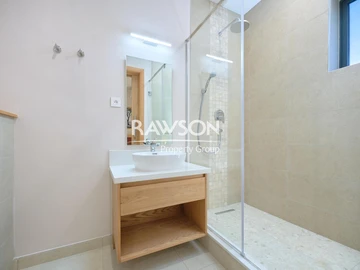 4 Bedroom Apartment