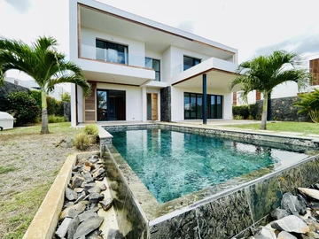 4 Bedroom Villa