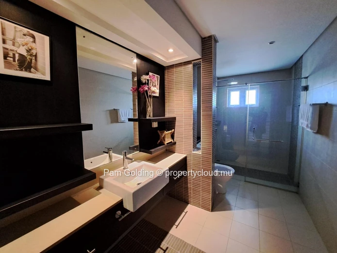 Grand Baie – Duplex à vendre – Pam Golding Mauritius