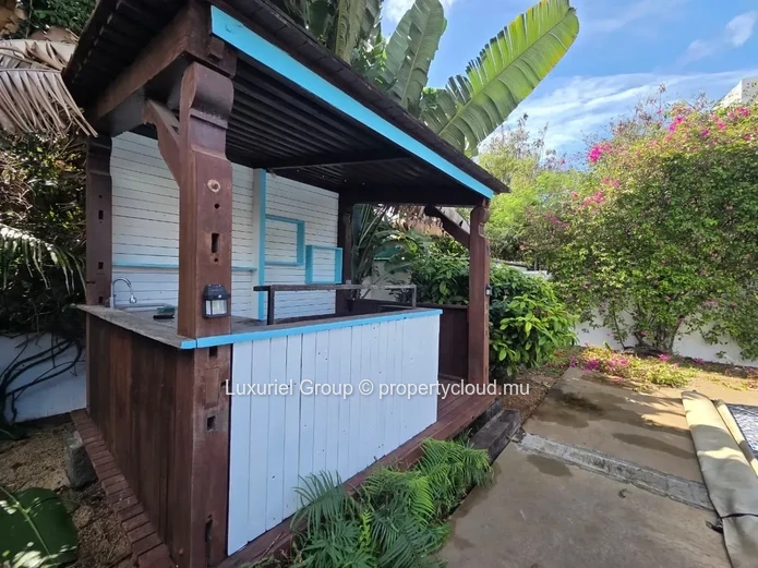Villa For Rent In Pointe Aux Cannoniers – 4 Bedrooms With Private Pool