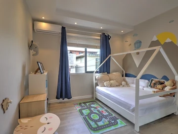 Maison de 4 Chambres