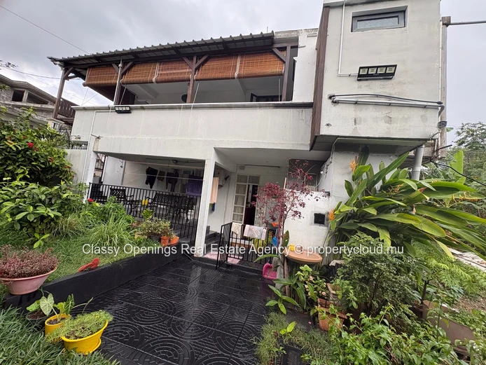 Villa meublée 3 ch à Pailles (Port Louis) jardin & garage