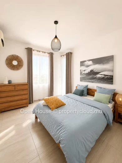 Appartement 2 chambres à louer à Mont Choisy avec piscine commune