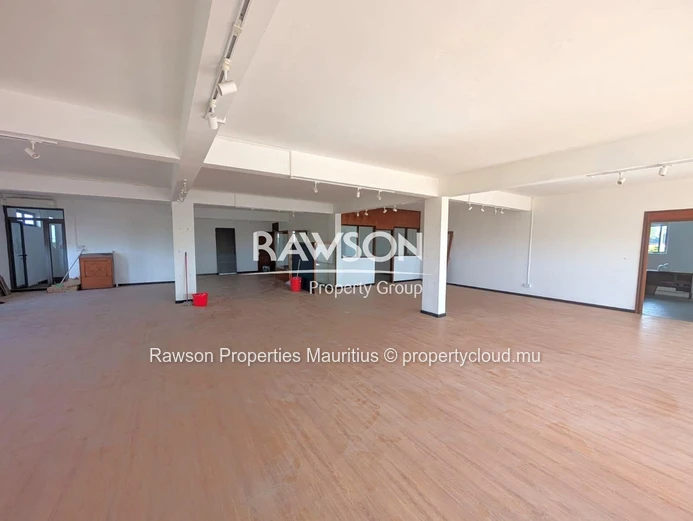 Commercial Space To Let In The Vale | Mur 125,000 Per Month | Prime Location | 420 Sqm