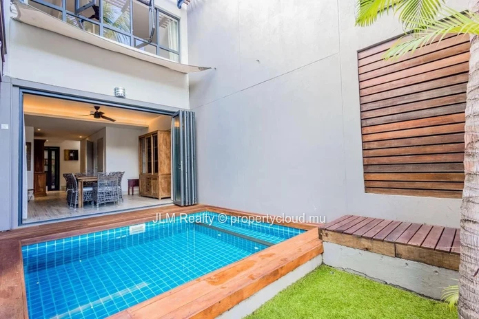 For sale, lovely waterfront duplex in the only residential marina of Mauritius, in Black River