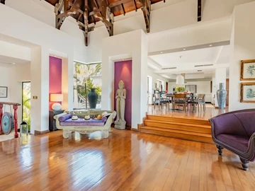 7 Bedroom Villa
