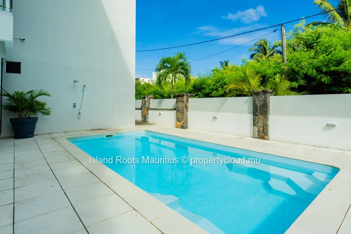 2 bedroom apartment in Trou aux Biches