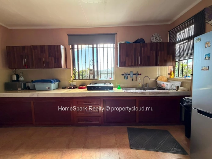 3-Bedroom Apartment for Sale – Rose Hill