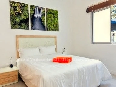 Appartement de 3 chambres à Grand Gaube, plage & piscine, 120 m²