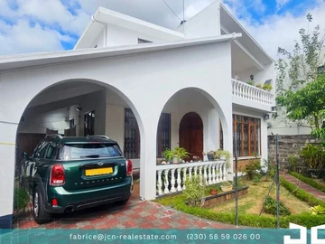 5 Bedroom Villa