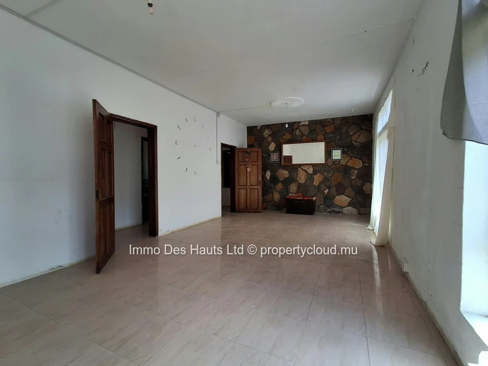 House of 6 bedrooms for sale trou aux cerfs 