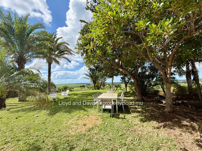 Villa with Panoramic Ocean Views