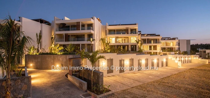 Appartement Neuf Avec Toit Terrasse Prive Vue Mer A Pointe  Aux Canonniers - Ile Maurice