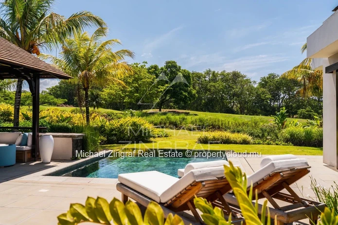 Elegant Contemporary Golfside Villa - Bel Ombre