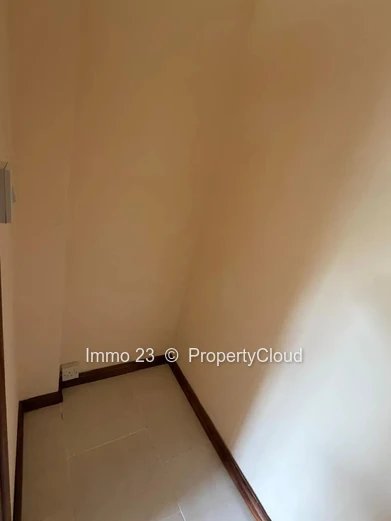 Bureau - 70m2 - Quatre Bornes - Ref. BU84578LO