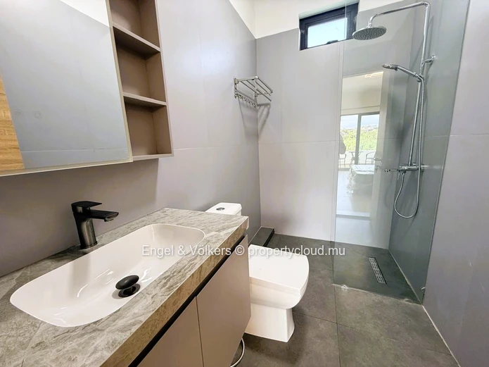 Brand-New 3-Bedroom Villa in the Heart of Grand Baie