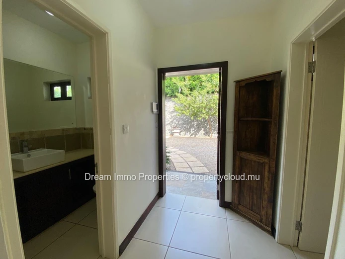 Beautiful Sea View Villa With Independent Studio Located In The Hills Of Tamarin - Mauritius