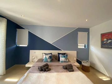 5 Bedroom Villa