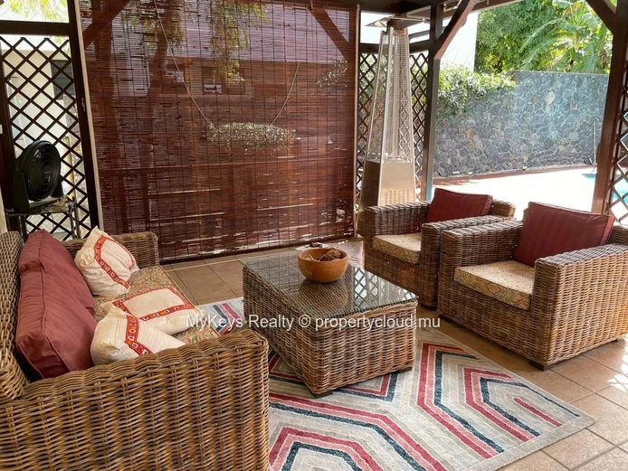 Villa Meublée – Piscine Privée – 4 Chambres En Suite – Grand Jardin