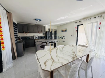 4 Bedroom Villa