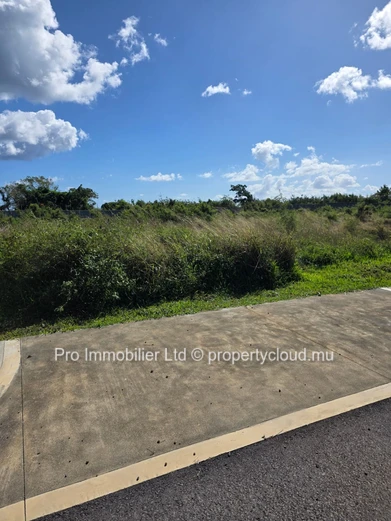 La Salette Estate . 3 TERRAINS RESIDENTIEL À VENDRE ,NOUVEAU MORCELLEMENT SÉCURISÉ À GRAND BAIE