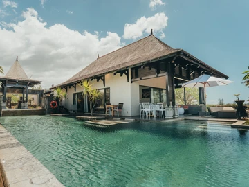 4 Bedroom Villa
