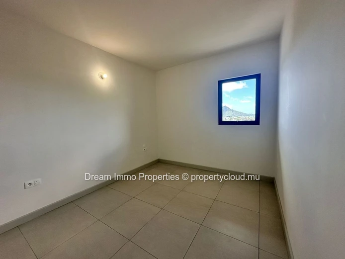 Appartement moderne d’une chambre avec vue montagne dégagée à L’Avenir, Moka – Ile Maurice