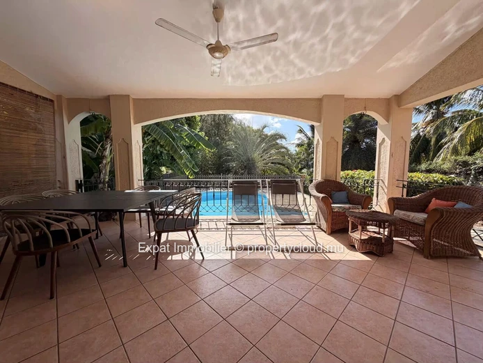 3-Bedroom Family Home with Office, Pool and Mountain Views – For Rent in Tamarin