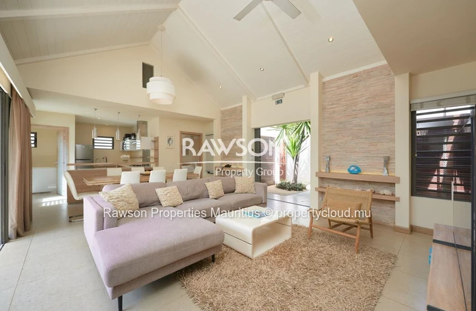 Superbe Villa Dans La Résidence De Prestige A Grand Baie - €650,000