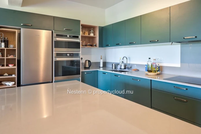 Short Term Rental - To contact Sharon