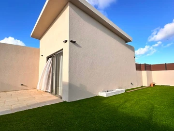 3 Bedroom Townhouse, Duplex