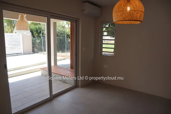 Beautifully Renovated 4-Bedroom Coastal Villa with Private Pool & Rooftop – Walking Distance to Trou aux Biches Beach (Sole Mandate)