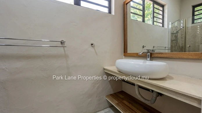 Charming semi-furnished house in Beau Bassin – A peaceful and characterful home