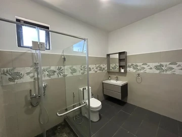 4 Bedroom Villa