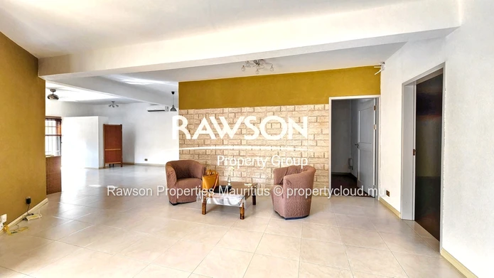Spacieuse Villa A Proximite De Calodyne