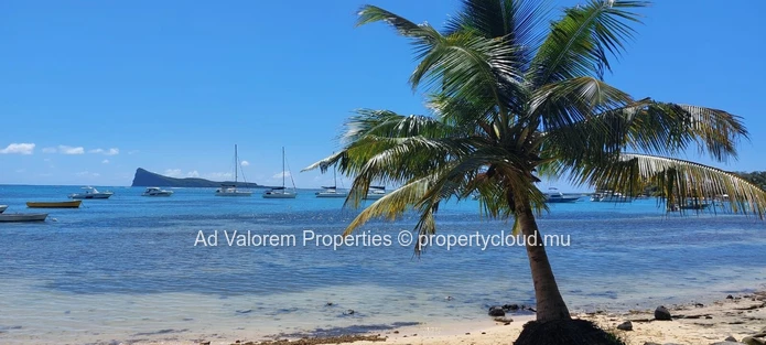 Bain Boeuf – 3-Bedroom Duplex 450 m from the Beach