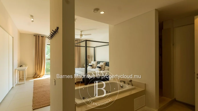 GRAND BAIE - Ultra-Luxury Penthouse - 3 Bedrooms