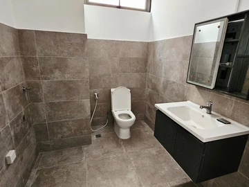 3 Bedroom Townhouse, Duplex