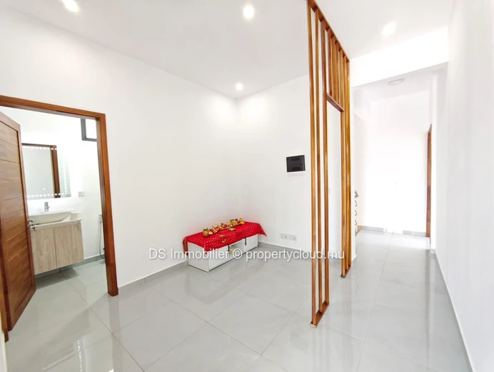 Villa For Rent – Calodyne-North