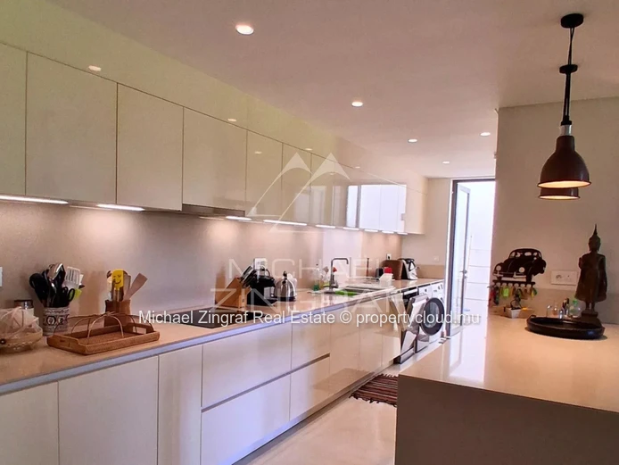 Luxury 3-Bedroom Apartment in the Mont Choisy Estate – Available to Foreign Buyers
