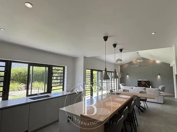 Maison de 4 Chambres