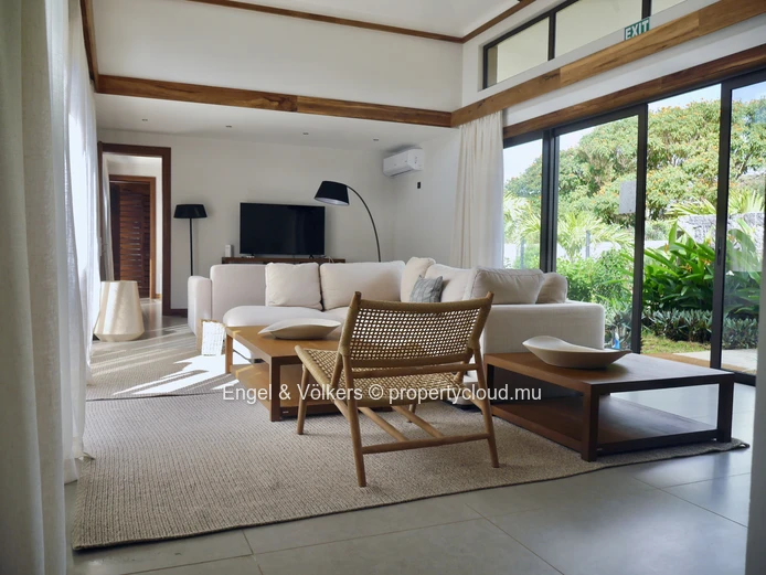Tropical Luxury Living on the North-West Coast