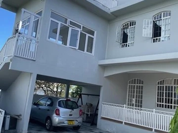 Maison de 8 Chambres