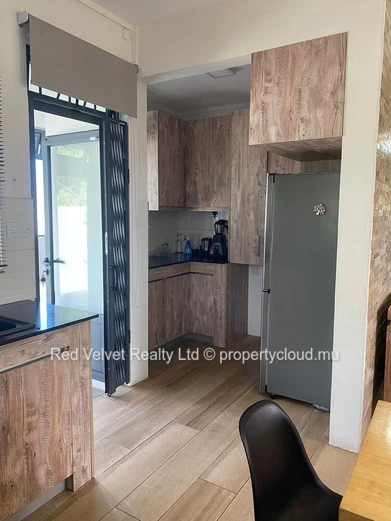 Luxury 4-Bedroom Furnished House for Rent – Le Bout du Monde, Ebène – 390 m²