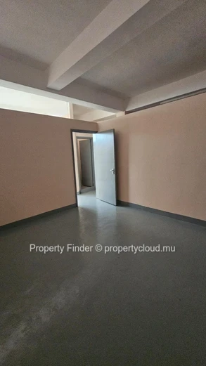 Office Space for Rent – Newly Renovated in Central Port Louis!