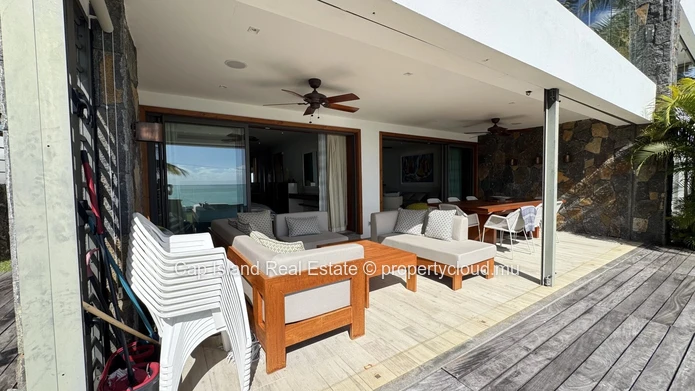 LOCATION – Appartement d'Exception Pieds dans l'Eau à Grand Baie