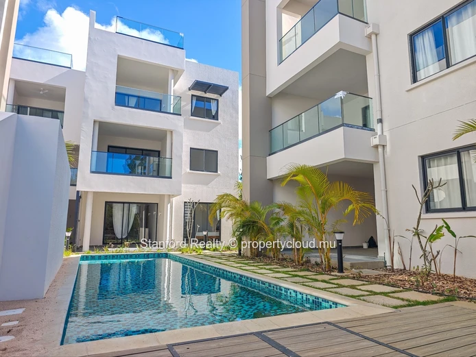 Appartement 2 chambres en rez-de-chaussée avec jardin à vendre à Pereybère